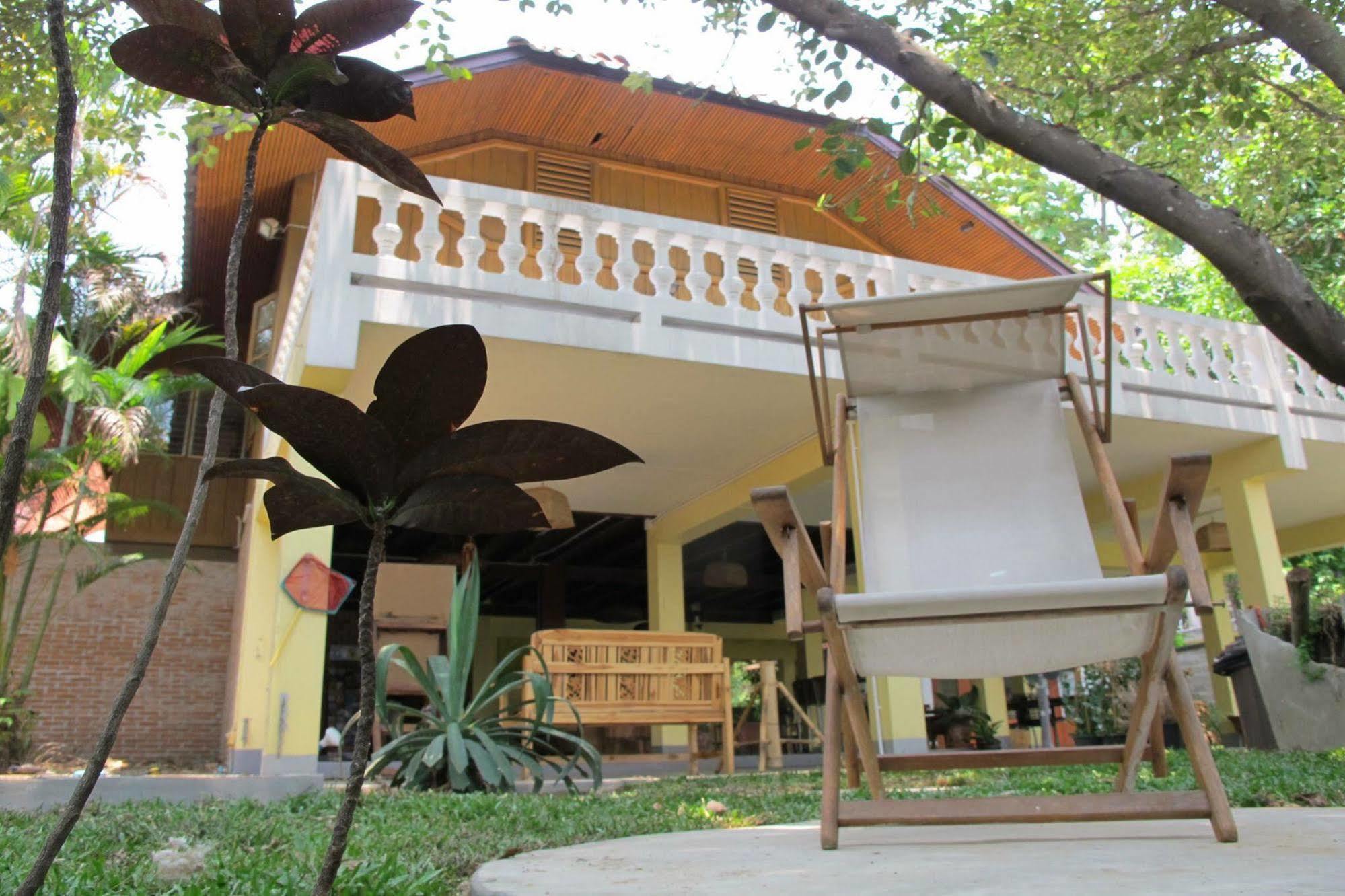Planter'S Hostel Chiang Mai Esterno foto